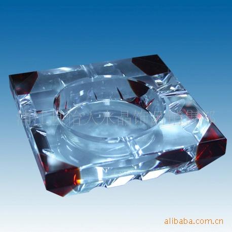 产品名称:水晶拼角烟灰缸/水晶烟灰缸/酒店用品 材质:k9水晶/人造水晶